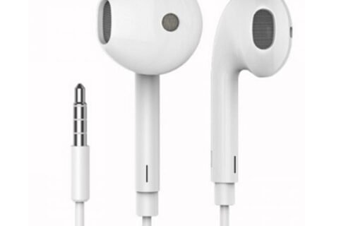 Low-priced Lightweight Earphones