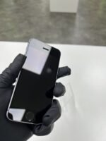 iPhone SE 32GB Unlocked Grade A/B