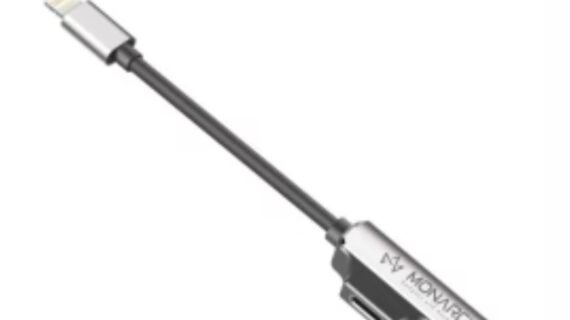 J21 Lightning to 3.5mm Audio+Lightning Charging Splitter